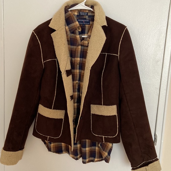 Beautiful Brown Winter Suede Jacket - Picture 12 of 15